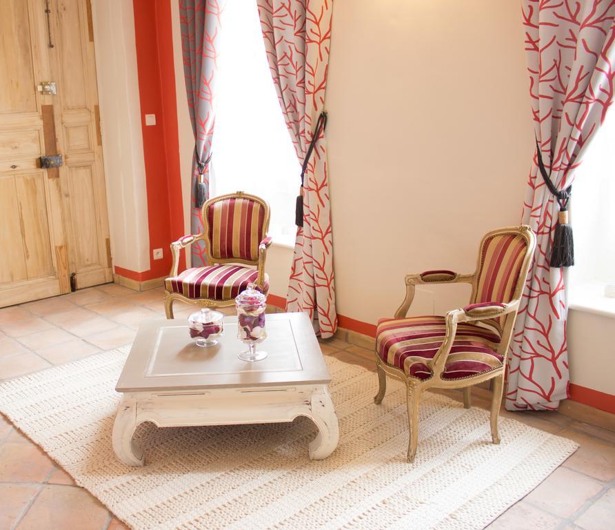 Gite Des Carmes And Spa Le Thor Luaran gambar