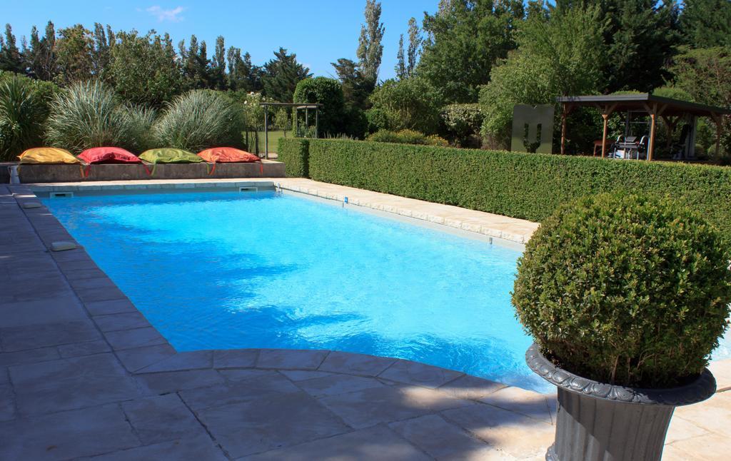 Gite Des Carmes And Spa Le Thor Luaran gambar
