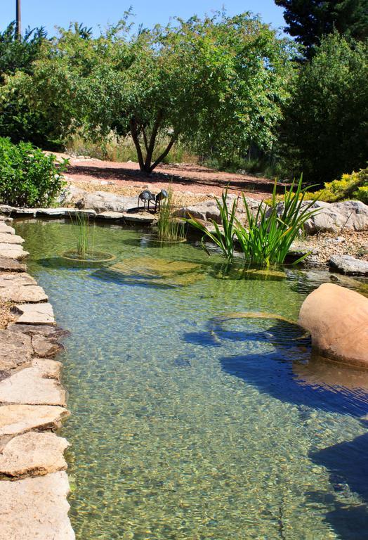Gite Des Carmes And Spa Le Thor Luaran gambar