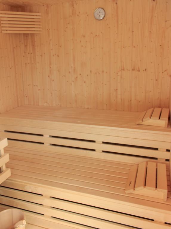 Gite Des Carmes And Spa Le Thor Luaran gambar